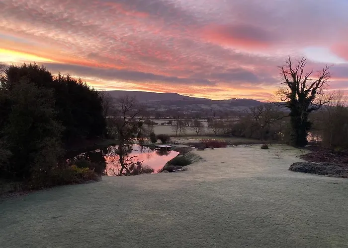 Cwmbach Lodge Luxury B&B