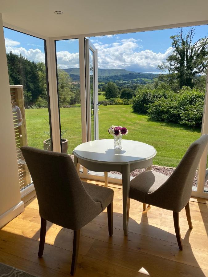 Cwmbach Luxury Bed & Breakfast
