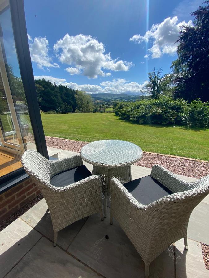 Cwmbach Luxury